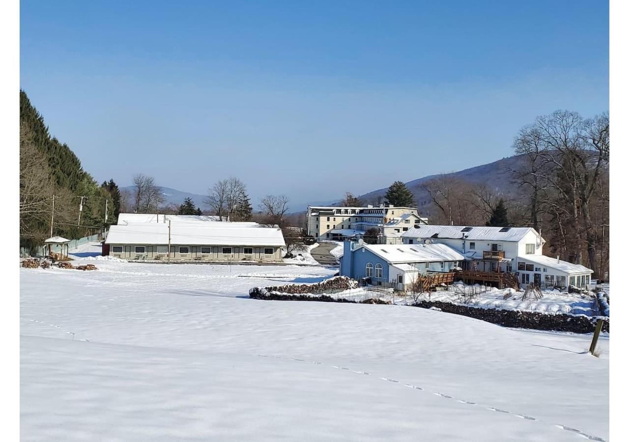 Glenwood Inn & Conference Center Delaware Water Gap Exterior photo